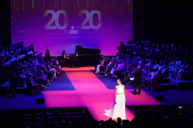 Fotos de la pasarela 20.20 de peinados de novia en Baluarte