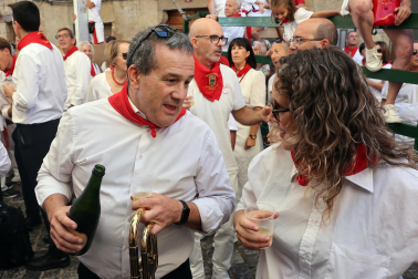 Fotos del cohete de fiestas de Olite 2026