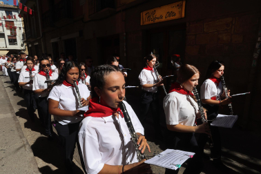 Fotos del cohete de fiestas de Olite 2026