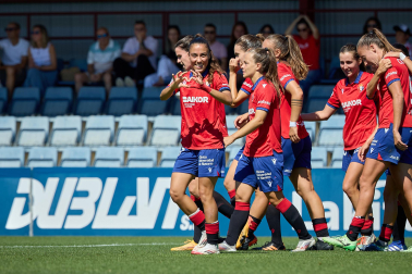 Foto del partido entre Osasuna Femenino y Real Madrid B en Tajonar