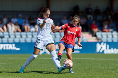 Foto del partido entre Osasuna Femenino y Real Madrid B en Tajonar