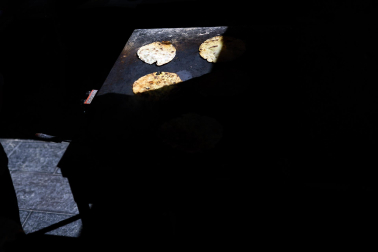 La gastronomía, el deporte y una exhibición de ‘giza proba’ marcaron el día del talo en Leitza