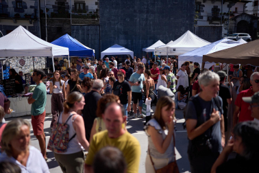La gastronomía, el deporte y una exhibición de ‘giza proba’ marcaron el día del talo en Leitza