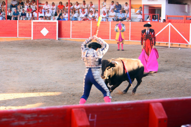 Aarón Navas y Pablo Hernández se enfrentaron a toros de José Luis Pascual en la novillada de fiestas de Fitero este domingo 13 de septiembre
