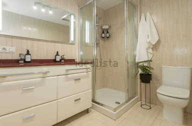 Baño con ducha