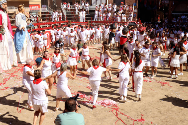Calor, música y diversión en el cohete del inicio de las fiestas 2026 en Villafranca