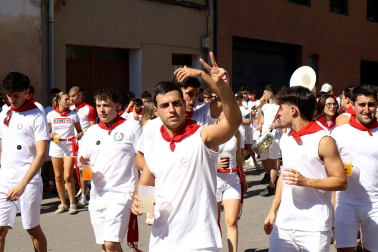Calor, música y diversión en el cohete del inicio de las fiestas 2026 en Villafranca