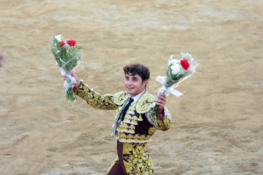 Toros de la Dehesa de Guadarrama para los novilleros forales Aarón Navas, Pablo Hernández y Pacho Jiménez en la novillada de fiestas de Sangüesa el 15 de septiembre