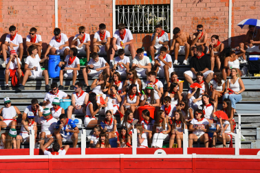 Toros de la Dehesa de Guadarrama para los novilleros forales Aarón Navas, Pablo Hernández y Pacho Jiménez en la novillada de fiestas de Sangüesa el 15 de septiembre