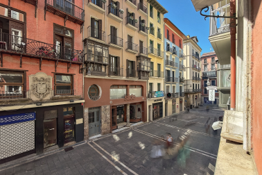 Acogedor apartamento en la calle Chapitela
