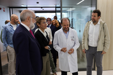 Una delegación del Gobierno de Navarra acudió este miércoles, 16 de septiembre, a la inauguración del nuevo centro de salud de Villava