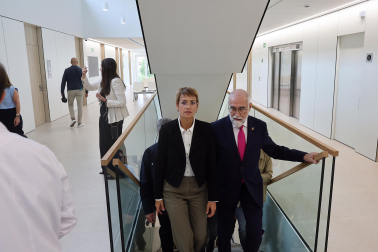 Una delegación del Gobierno de Navarra acudió este miércoles, 16 de septiembre, a la inauguración del nuevo centro de salud de Villava