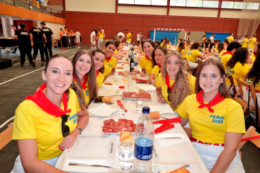 Comida de las cuadrillas en el día de las peñas de las fiestas de Santa Eufemia 2026 en Villafranca