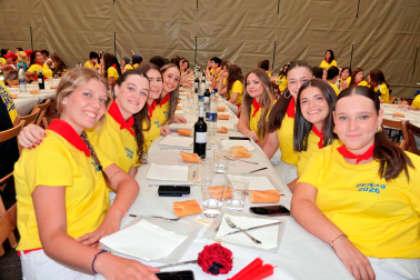 Comida de las cuadrillas en el día de las peñas de las fiestas de Santa Eufemia 2026 en Villafranca