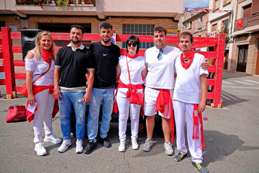 Comida de las cuadrillas en el día de las peñas de las fiestas de Santa Eufemia 2026 en Villafranca