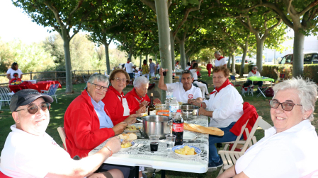 Calderetes, cuadrillas, comida y celebraciones en la localidad este viernes 18 de septiembre, con motivo del día de la vega en las fiestas de Fitero