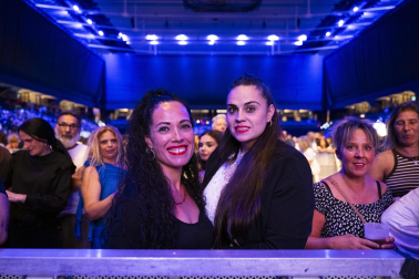 Fotos del concierto de Camela en el Navarra Arena de Pamplona