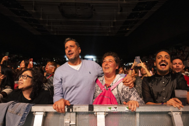 Fotos del concierto de Camela en el Navarra Arena de Pamplona