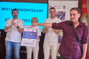 Fotos del cohete de las fiestas de Huarte 2026
