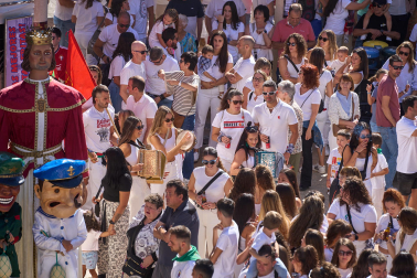 Fotos del cohete de las fiestas de Huarte 2026