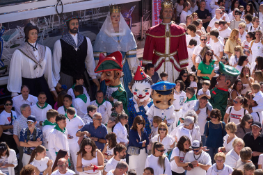 Fotos del cohete de las fiestas de Huarte 2026