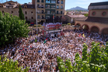 Fotos del cohete de las fiestas de Huarte 2026