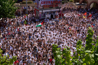 Fotos del cohete de las fiestas de Huarte 2026