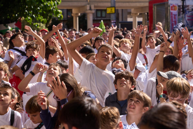 Fotos del cohete de las fiestas de Huarte 2026