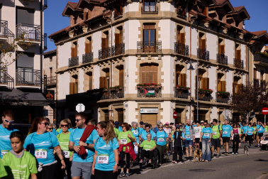 Fotos de la marcha del Alzheimer en Alsasua