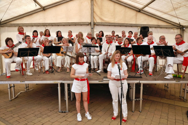 El Coro-Rondalla de Villafranca, distinguido este año con el título de 'Villafranqués Entrañable'