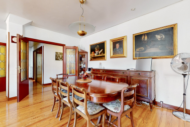 Extraordinario inmueble con alto potencial de rentabilidad en Pamplona
