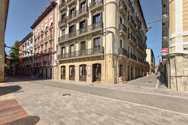 Extraordinario inmueble con alto potencial de rentabilidad en Pamplona