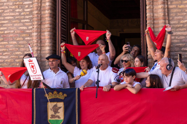 Fotos del cohete de fiestas de Corella 2026