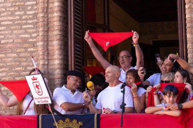 Fotos del cohete de fiestas de Corella 2026
