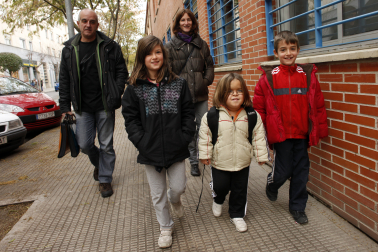 AUTOR: IVAN BENITEZ FECHA: 12/12/12 LUGAR: PAMPLONA PERSONA: MAIA TEMA: REPORTAJE ACONDROPLASIA