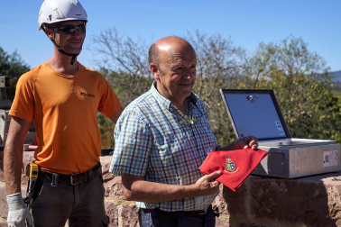 Visita a las obras de recuperación de las antiguas murallas de Burguete