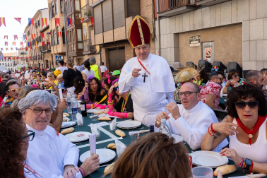 Comida popular 'BabyBoom' en las fiestas de Corella