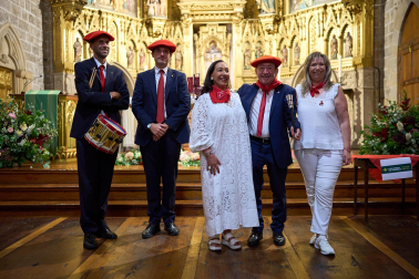 Salida de la comparsa y actuación de La Pamplonesa en San Fermín Txikito 2026, actos del sábado 26 de septiembre