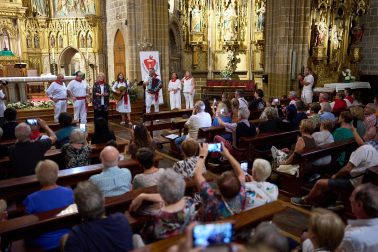 Salida de la comparsa y actuación de La Pamplonesa en San Fermín Txikito 2026, actos del sábado 26 de septiembre