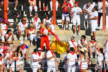 Los diestros David Fandila 'El Fandi', Fernando Adrián y Cristiano Torres se enfrentaron en la plaza de Corella este sábado, 26 de septiembre, a cinco toros de Antonio Bañuelos y uno de El Pilar.