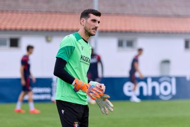 Los jugadores de Osasuna regresan a los entrenamientos en el parón de selecciones tras la semana de descanso