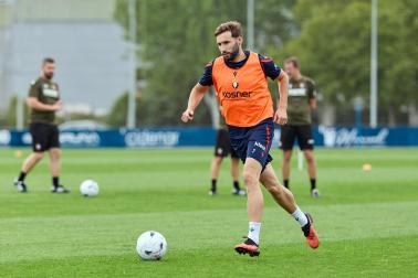 Los jugadores de Osasuna regresan a los entrenamientos en el parón de selecciones tras la semana de descanso