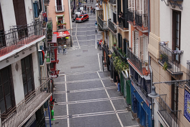 Fotos del dispositivo policial por un supuesto atrincheramiento en el Casco Antiguo