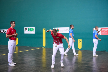 Fotos de la elección de material en el Navarra Arena para las semifinales y la final del Masters CaixaBank