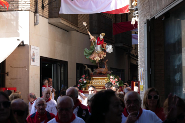 Procesión en honor al patrón San Miguel en fiestas de Corella