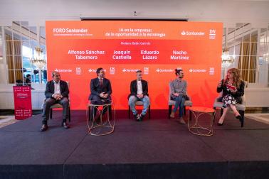 Fotos del foro Banco Santander-Diario de Navarra: 'IA en la empresa: de la oportunidad a la estrategia'