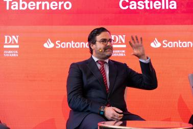 Fotos del foro Banco Santander-Diario de Navarra: 'IA en la empresa: de la oportunidad a la estrategia'