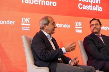 Fotos del foro Banco Santander-Diario de Navarra: 'IA en la empresa: de la oportunidad a la estrategia'