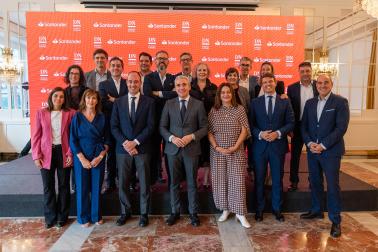 Fotos del foro Banco Santander-Diario de Navarra: 'IA en la empresa: de la oportunidad a la estrategia'