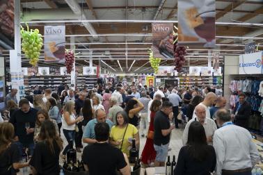 Fotos de la degustación nocturna en la Feria del Vino de E.Leclerc